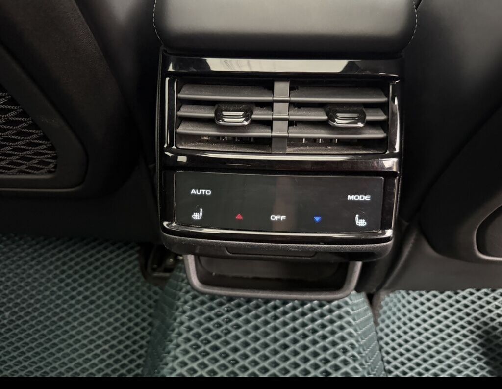 Geely Monjaro: 2023 г., 2 л, Автомат, Бензин, Кроссовер: фото 8