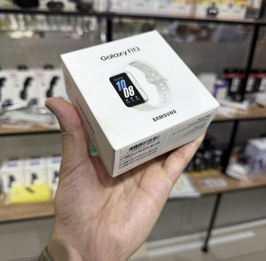 Фитнес-браслет Samsung Galaxy Fit3 - Цвета на коробках: черный и: фото 4