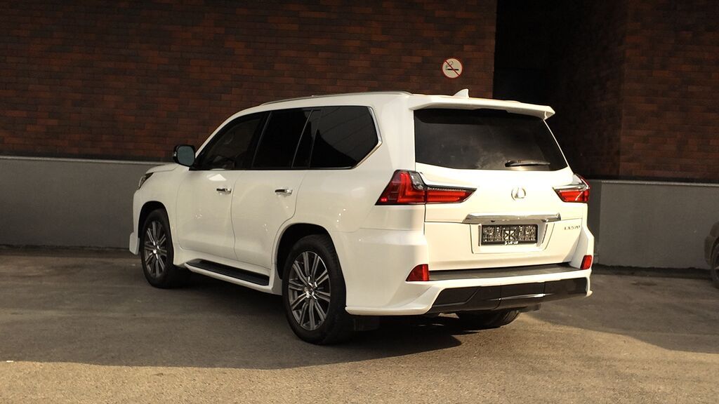 Lexus LX: 2019 г., 5.7 л, Автомат, Бензин, Внедорожник: фото 2