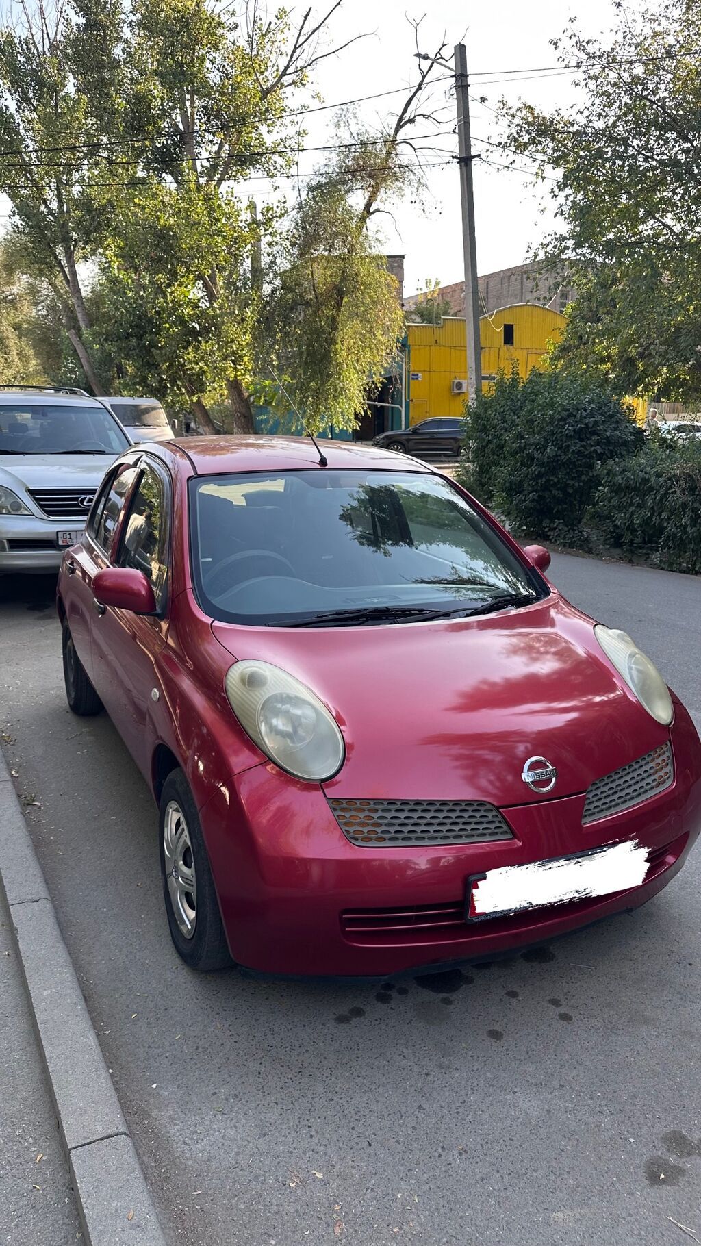 Nissan March: 2004 г., 1.2 л: фото 1
