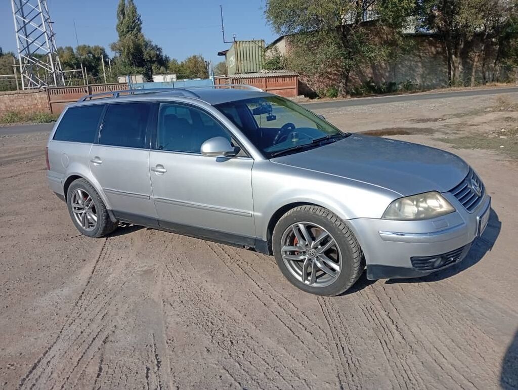 Volkswagen Passat Variant: 2004 г., 2.5 л, Автомат, Дизель, Универсал: фото 2