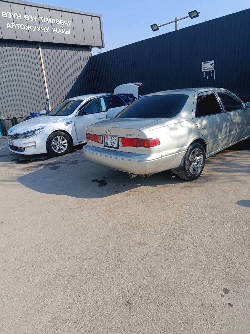 Toyota Camry: 2000 г., 2.2 л, Автомат, Бензин, Седан: фото 3