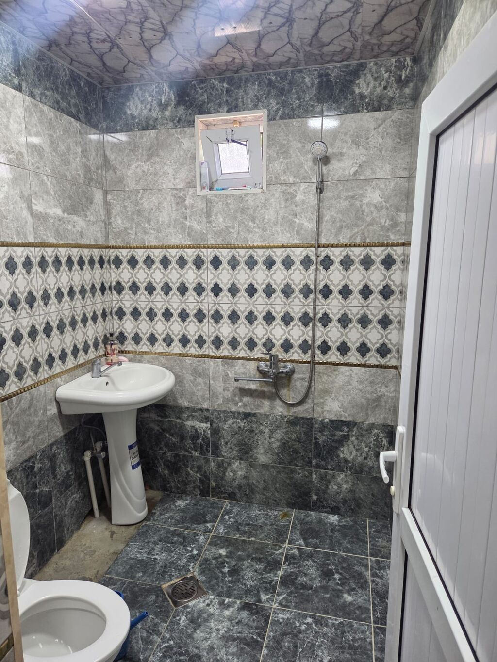 4 otaqlı, 144 kv. m, Kredit yoxdur, Yeni təmirli