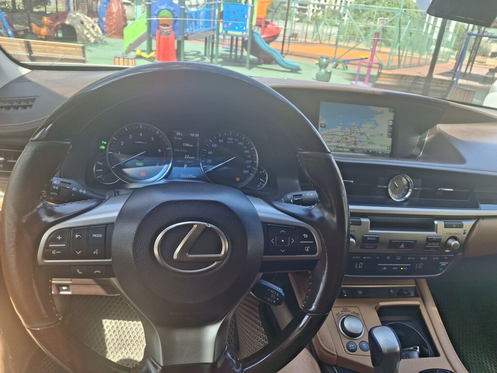 Lexus ES: 2016 г., 2.5 л, Автомат, Гибрид, Седан: фото 5
