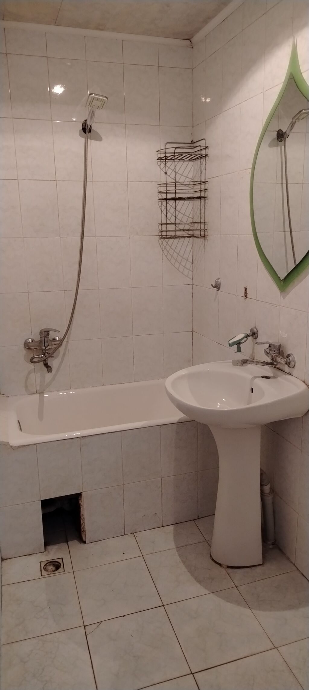 Bakı, 2 otaqlı, Köhnə tikili, m. Həzi Aslanov, 65 kv. m