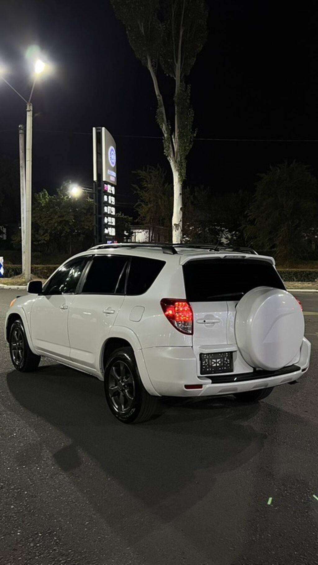 Toyota RAV4: 2009 г., 2.5 л, Автомат, Бензин, Кроссовер: фото 3