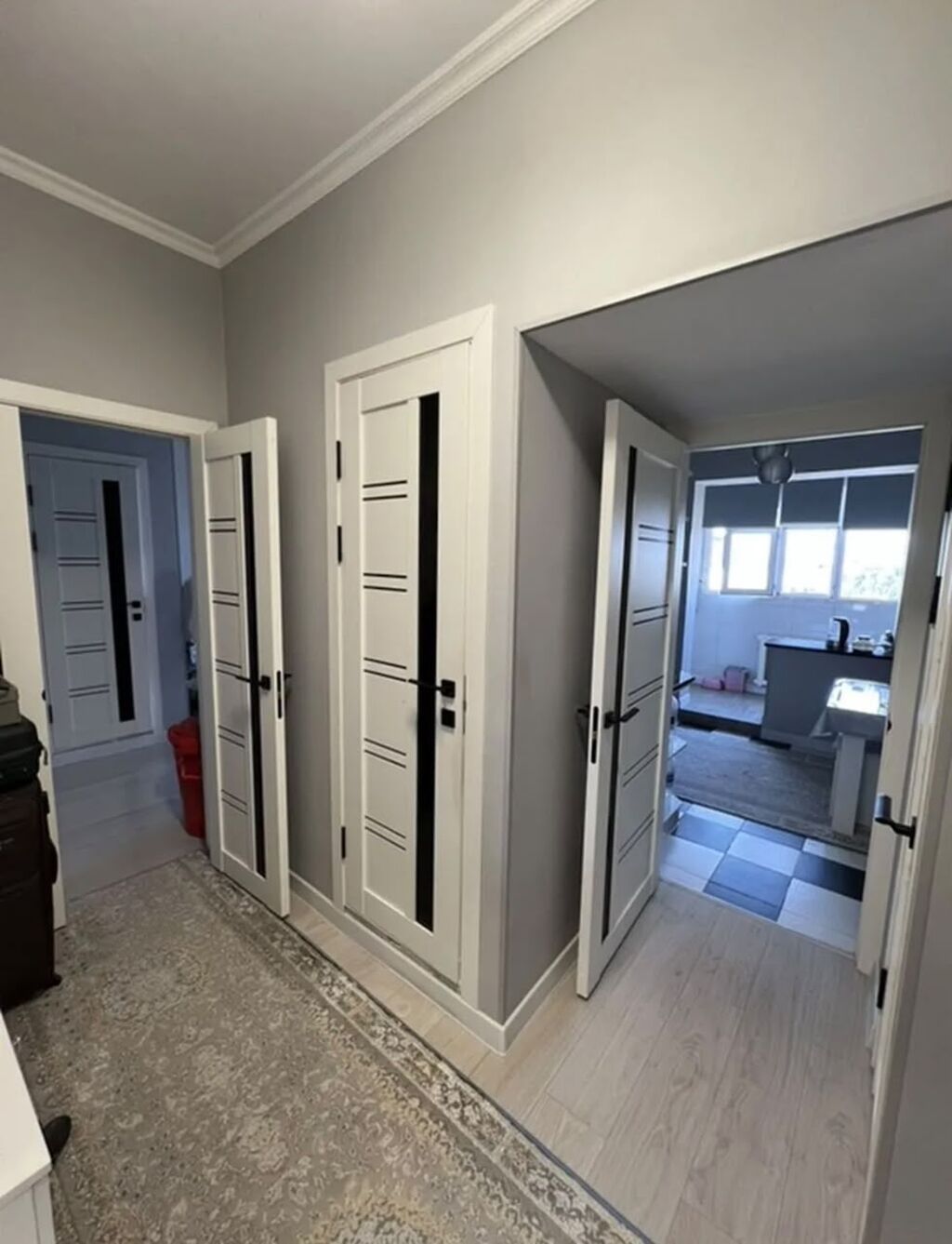 2 комнаты, 62 м², 12 мкр 106 серия улучшенная, 9 этаж, Евроремонт: фото 4