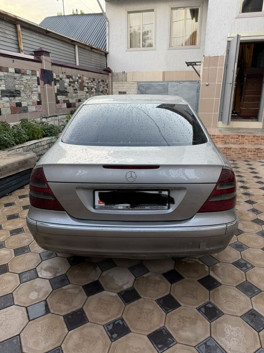 Mercedes-Benz E-Class: 2004 г., 2.2 л, Автомат, Дизель, Седан: фото 4