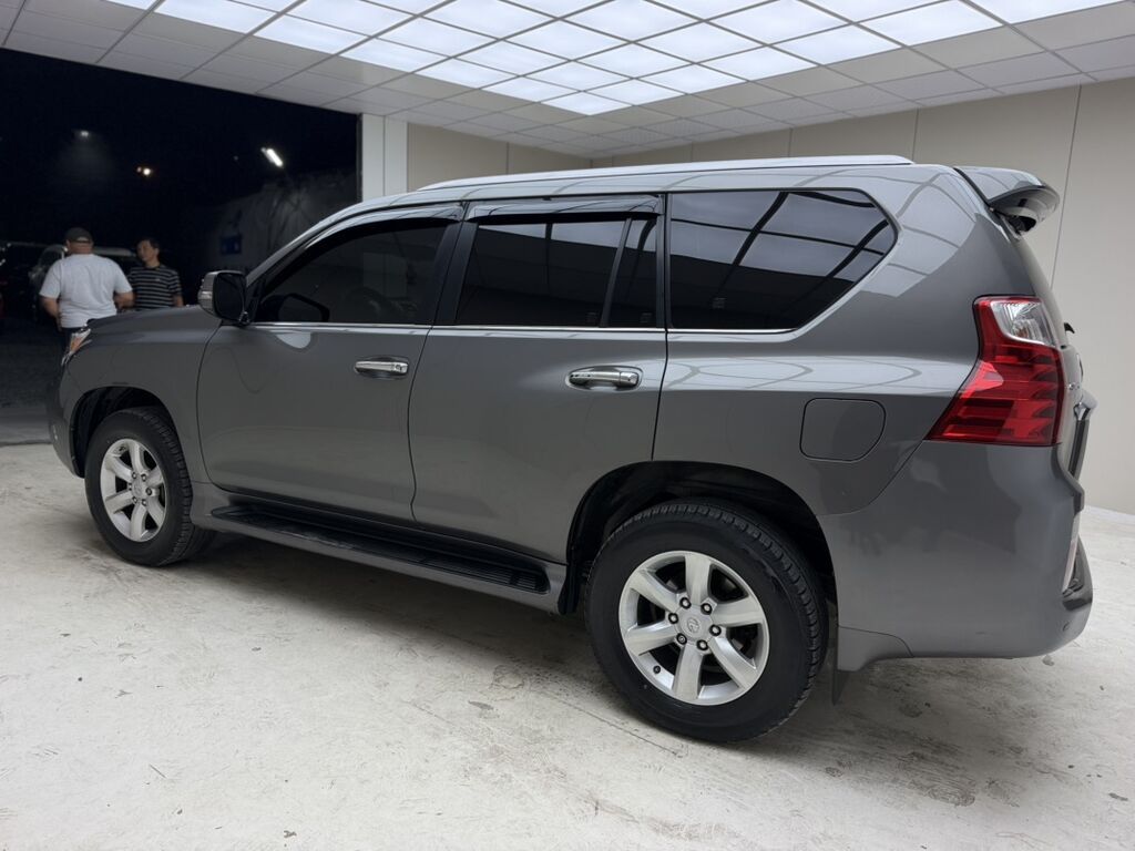 Lexus GX: 2010 г., 4.6 л, Автомат, Бензин, Внедорожник: фото 4