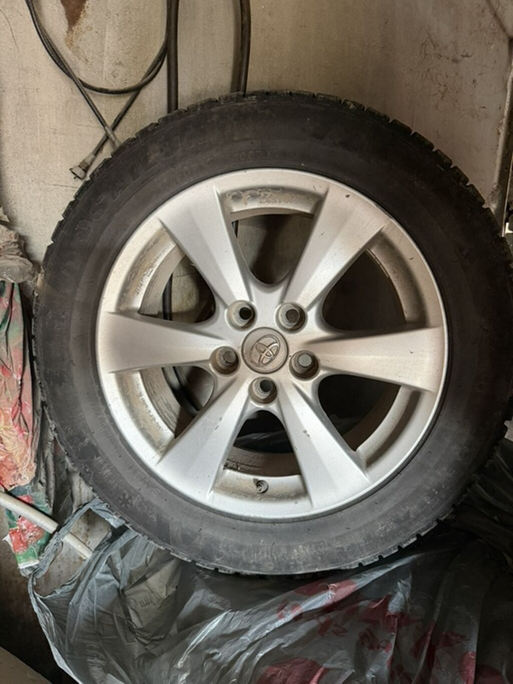 Зимние шины на дисках - Размер: 215/60 R17, индекс нагрузки/скорости: фото 3