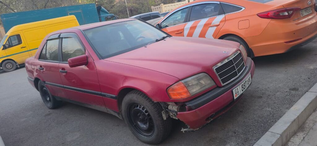 Mercedes-Benz C-Class: 1994 г., 1.8 л, Механика, Бензин, Седан: фото 5