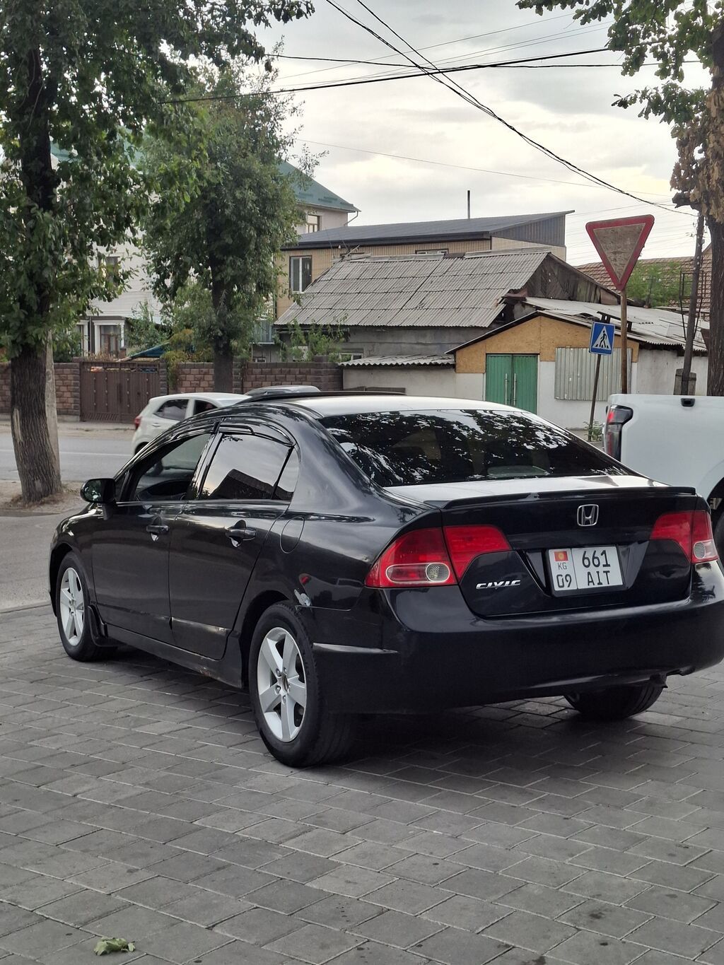 Honda Civic: 2008 г., 1.8 л, Автомат, Бензин, Седан: фото 3