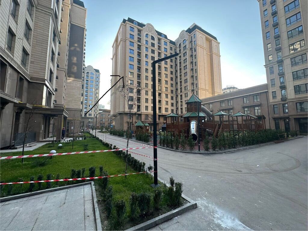 Студия, 100 м², Ала-Арча ТРЦ Элитка, 3 этаж, ПСО (под самоотделку): фото 4