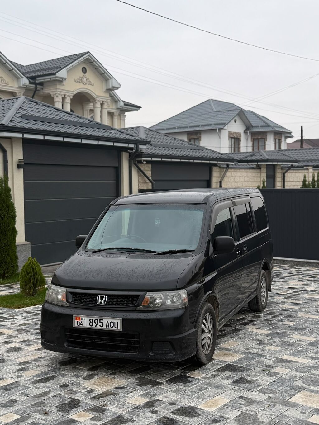 Honda Stepwgn: 2004 г., 2 л, Бензин, Минивэн: фото 1