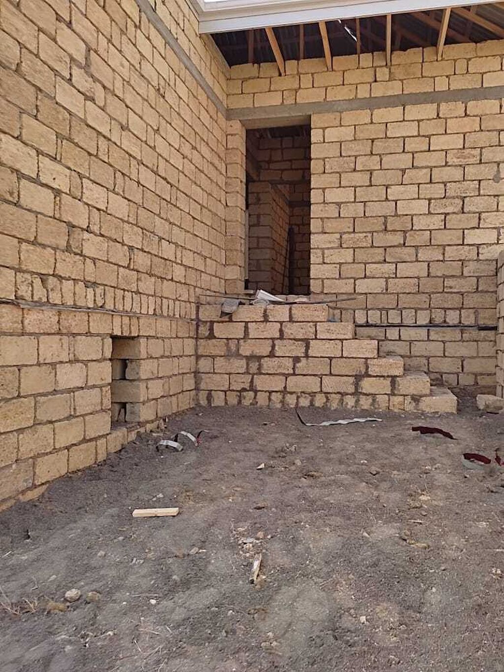 Masazır 2 otaqlı, 42 kv. m, Kredit var, Təmirsiz