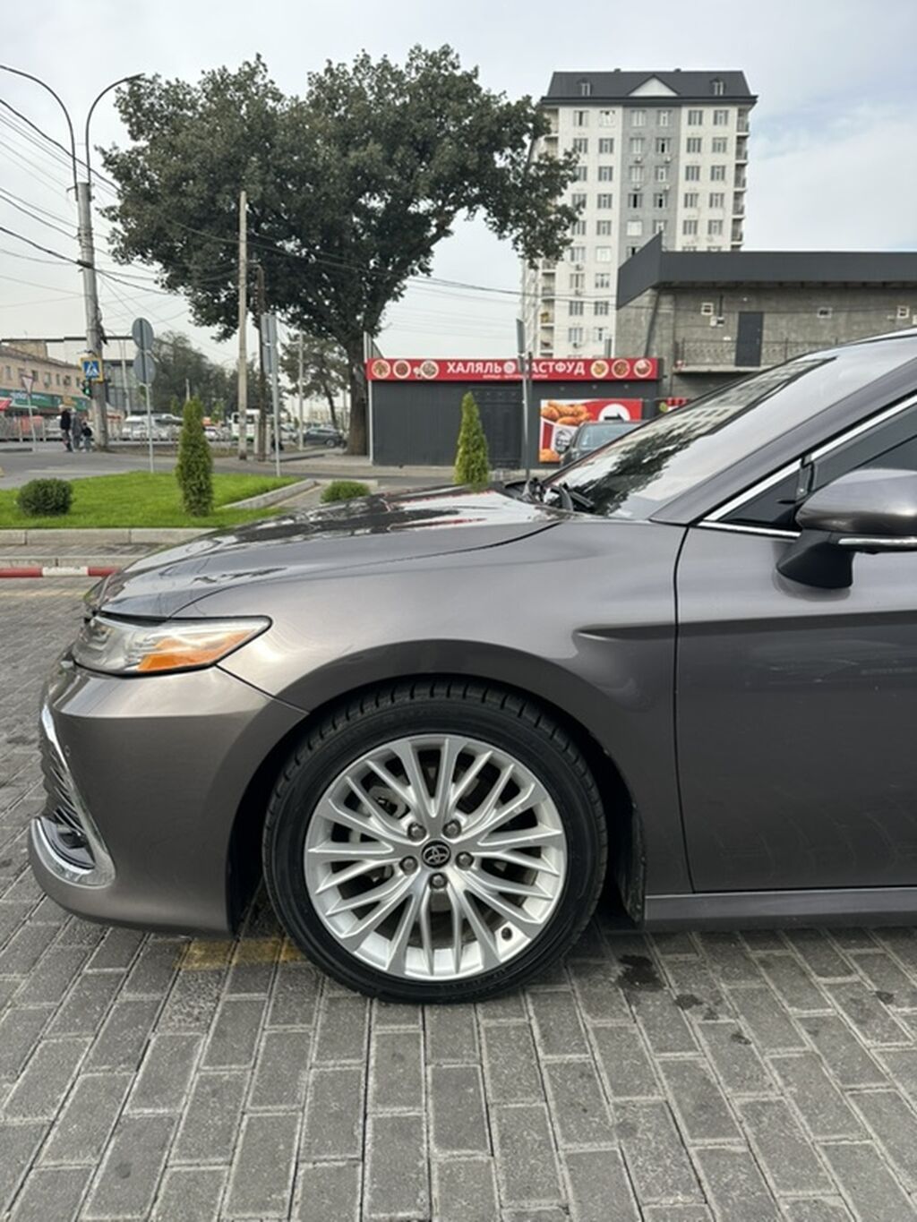 Toyota Camry: 2020 г., 2.5 л, Автомат, Бензин, Седан: фото 5