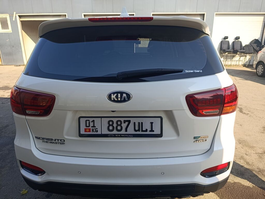 Kia Sorento: 2018 г., 2.2 л, Автомат, Дизель, Кроссовер: фото 3