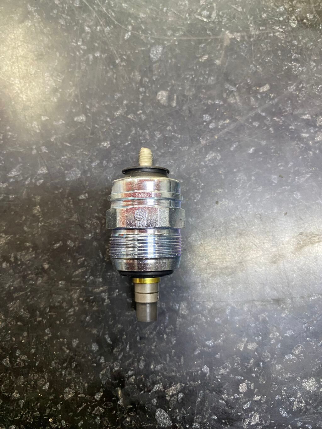 Электронный клапан на аппаратуру 4m40 pajero | 8000 KGS | Другие ...