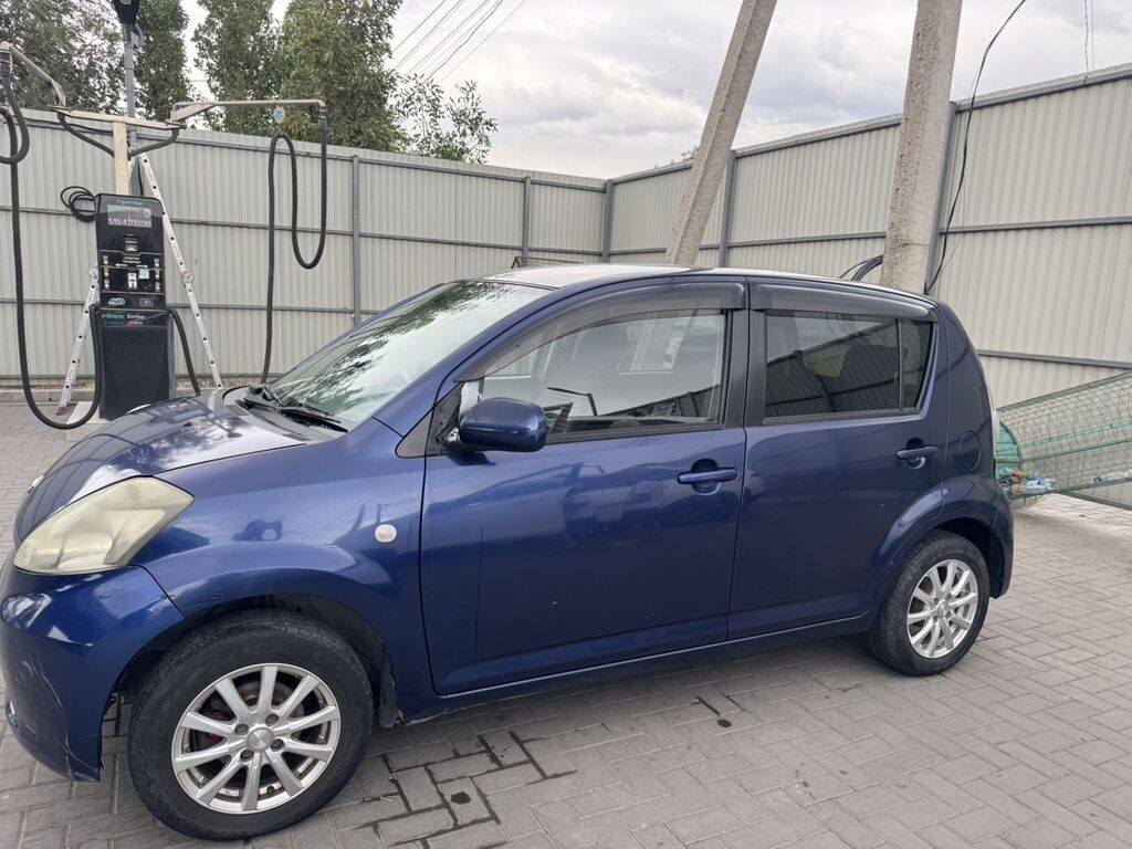 Daihatsu Boon: 2005 г., 1 л, Автомат, Бензин, Хэтчбэк: фото 3