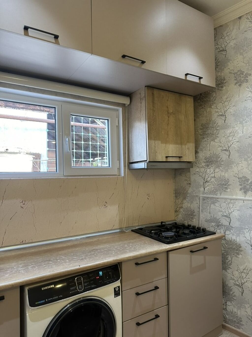 Satılır – həyət evi - Plan: girişdən dar keçidli həyət, metal giriş