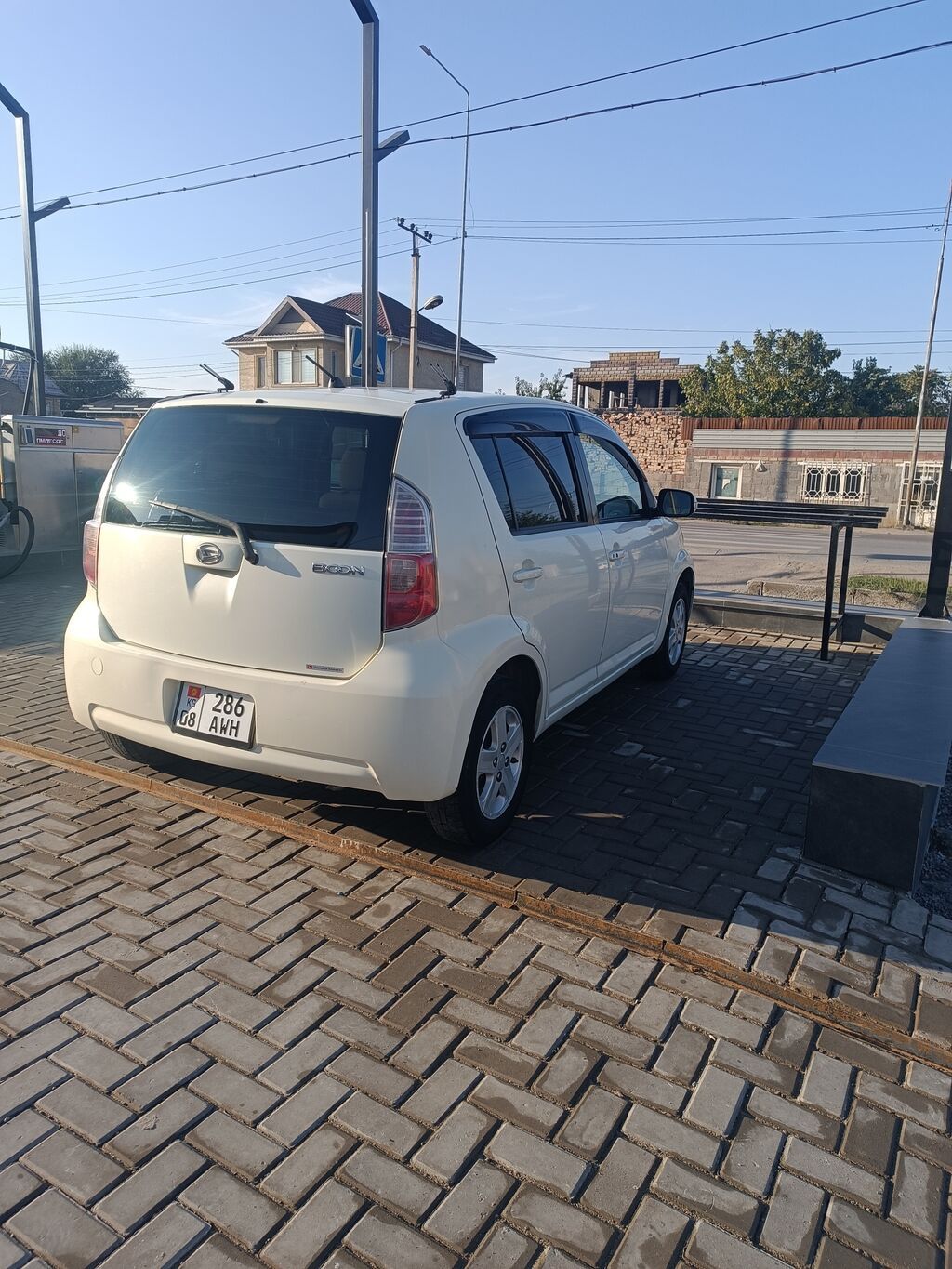 Toyota Passo: 2008 г., 1.3 л, Автомат, Бензин, Хэтчбэк: фото 2