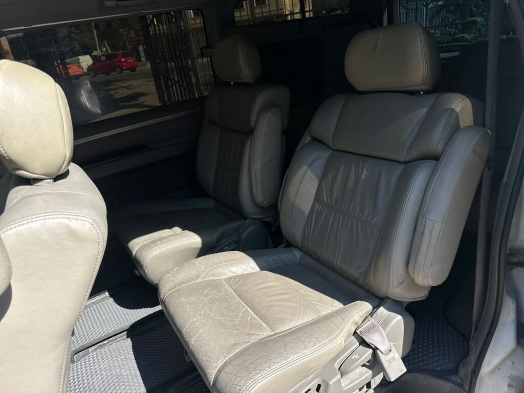 Nissan Elgrand: 2000 г., 3 л, Автомат, Дизель, Минивэн: фото 8