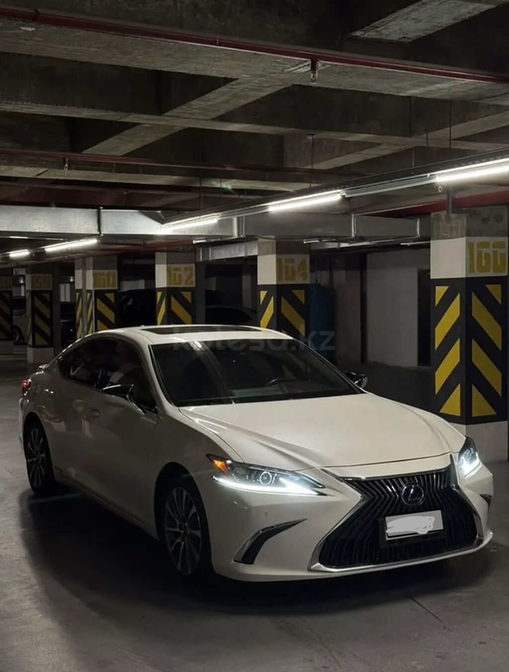 Lexus ES: 2019 г., 2.5 л, Автомат, Гибрид, Седан: фото 3