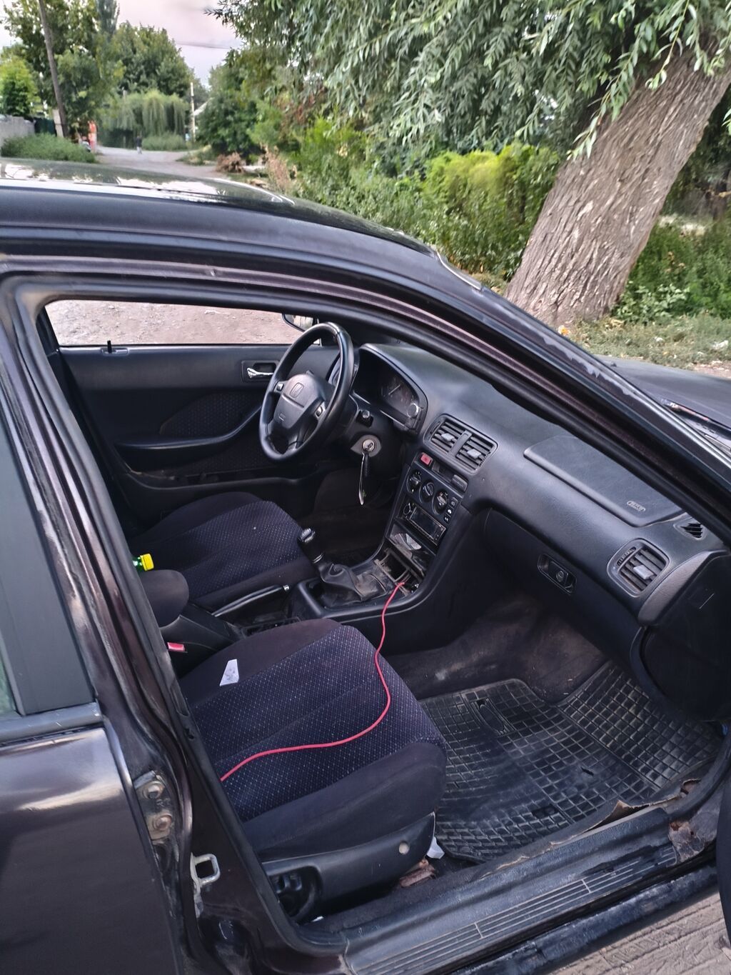 Honda Accord: 1997 г., 1.8 л, Механика, Бензин, Седан: фото 5