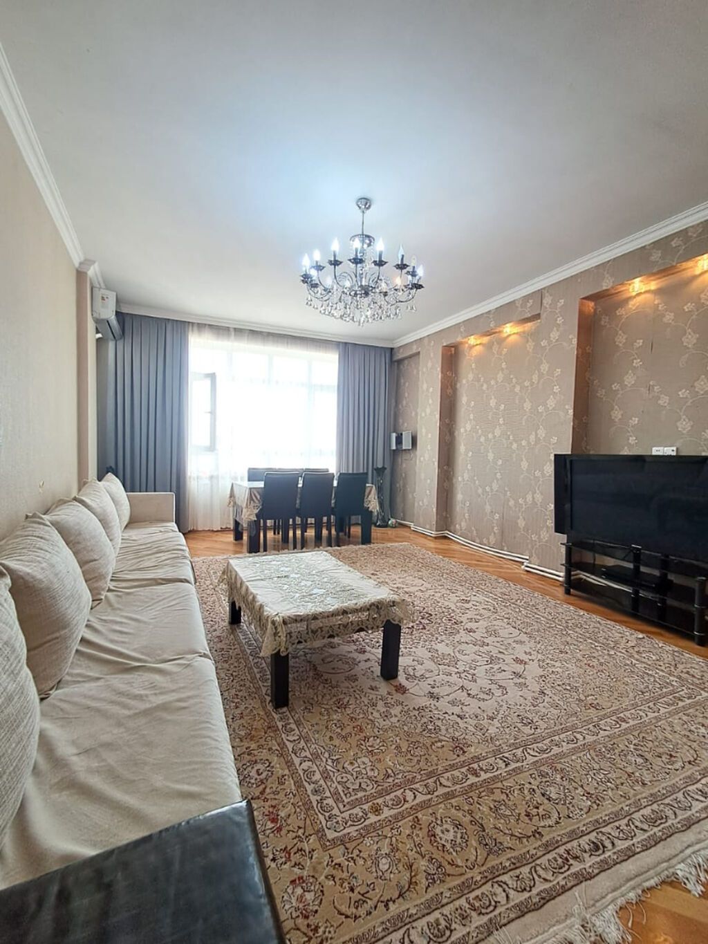 3 otaqlı, Yeni tikili, m. İnşaatçılar, 123 kv. m