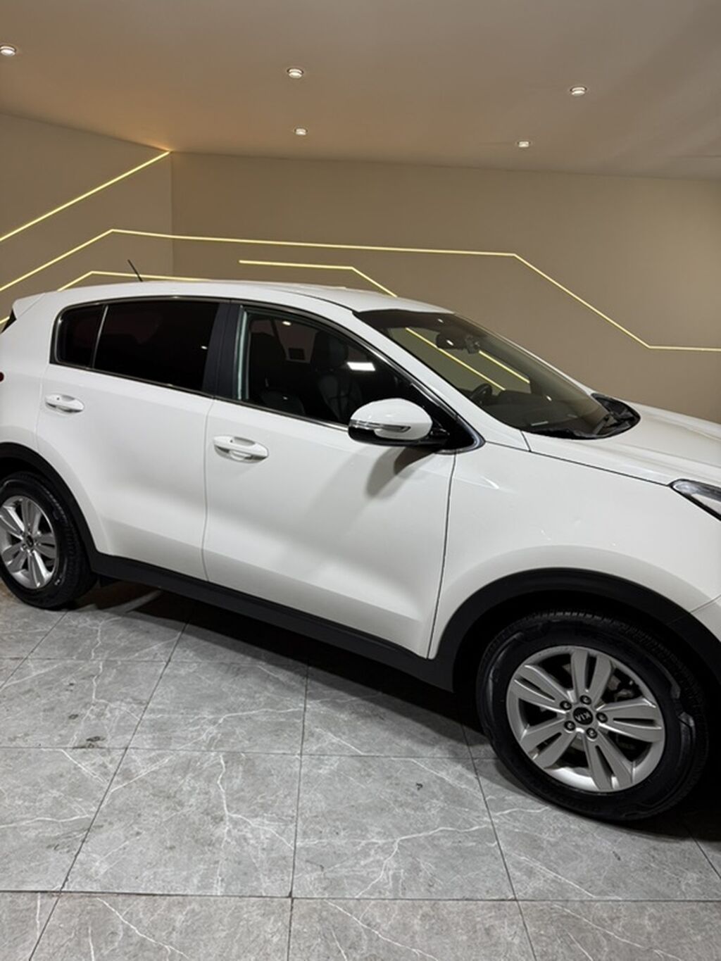 Kia Sportage: 2018 г., 2 л, Автомат, Дизель, Кроссовер: фото 2