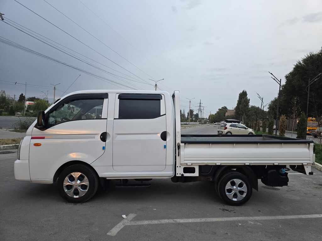 Hyundai H-1: 2020 г., 2.5 л, Автомат, Дизель, Бус: фото 5