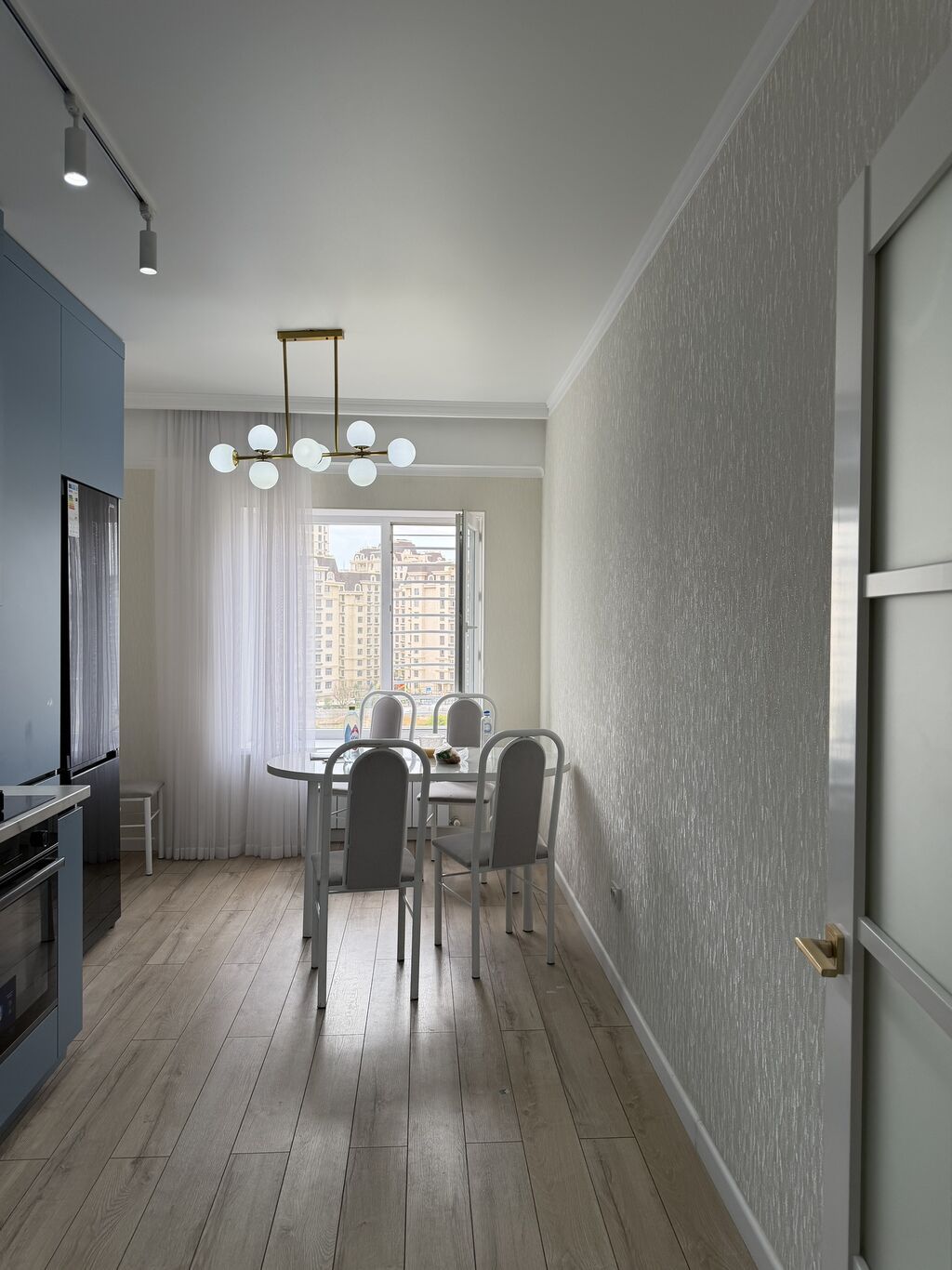 2 комнаты, 70 м², АУЦА Элитка, 6 этаж, Свежий ремонт: фото 4