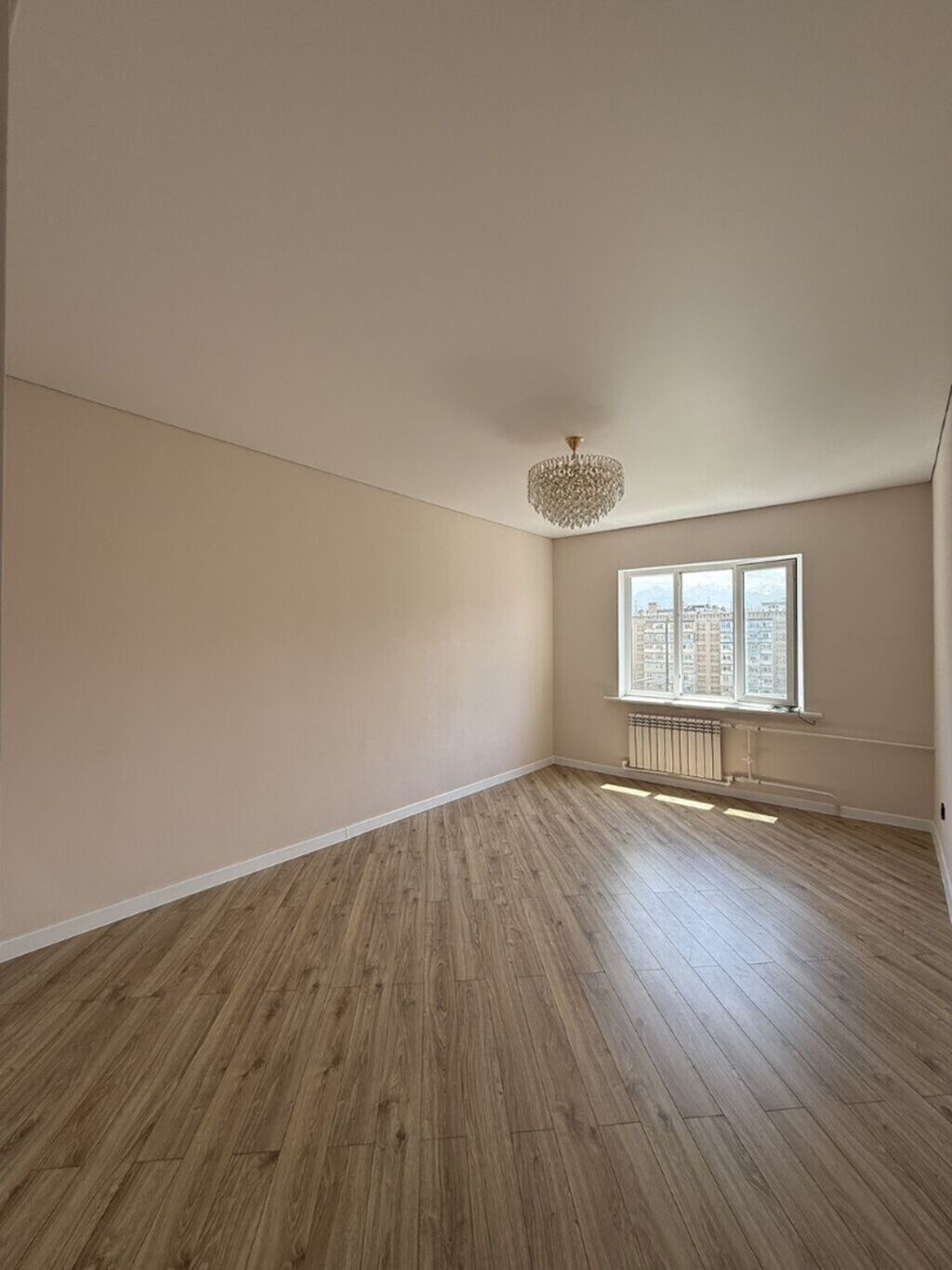 2 комнаты, 56 м², 12 мкр Элитка, 9 этаж, Свежий ремонт: фото 2