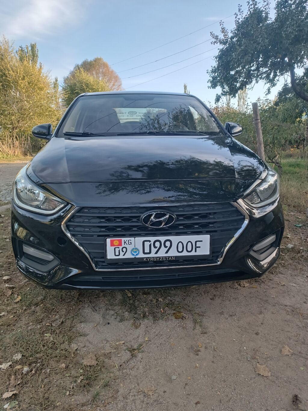 Hyundai Accent: 2017 г., 1.6 л, Механика, Бензин, Седан: фото 2