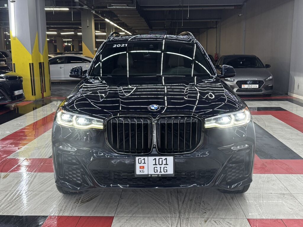 BMW X7: 2021 г., 3 л, Автомат, Бензин, Внедорожник: фото 2