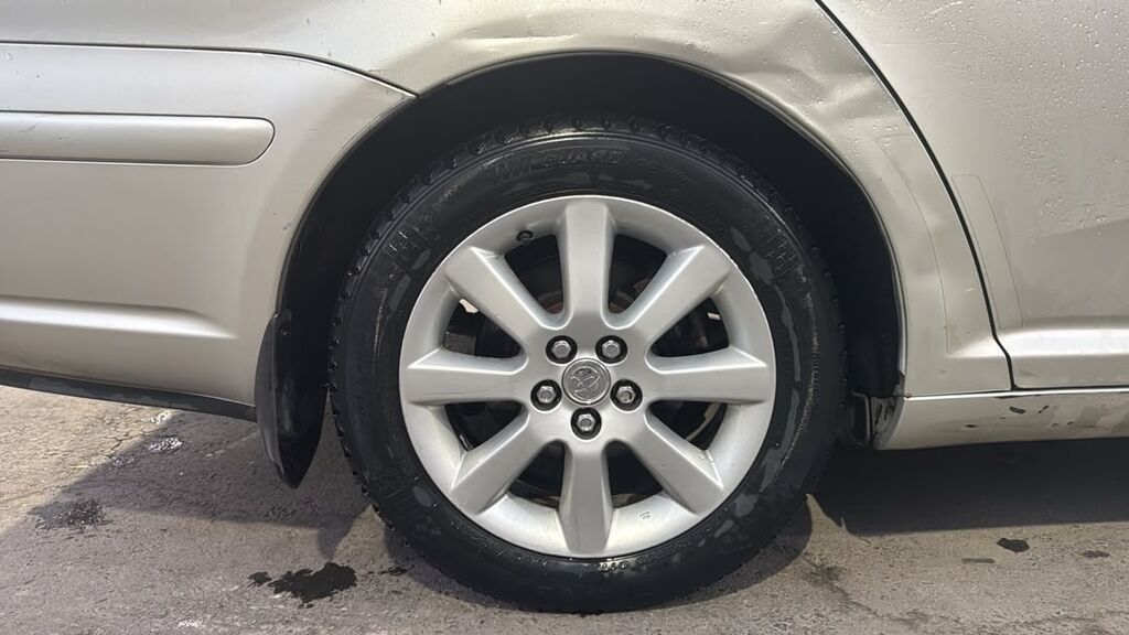 Toyota Avensis: 2006 г., 1.8 л, Механика, Бензин, Седан: фото 5
