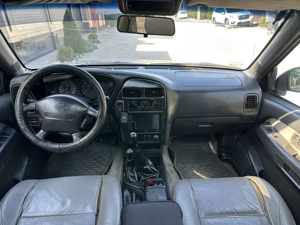 Nissan Pathfinder: 1998 г., 3.3 л, Механика, Бензин, Внедорожник: фото 7