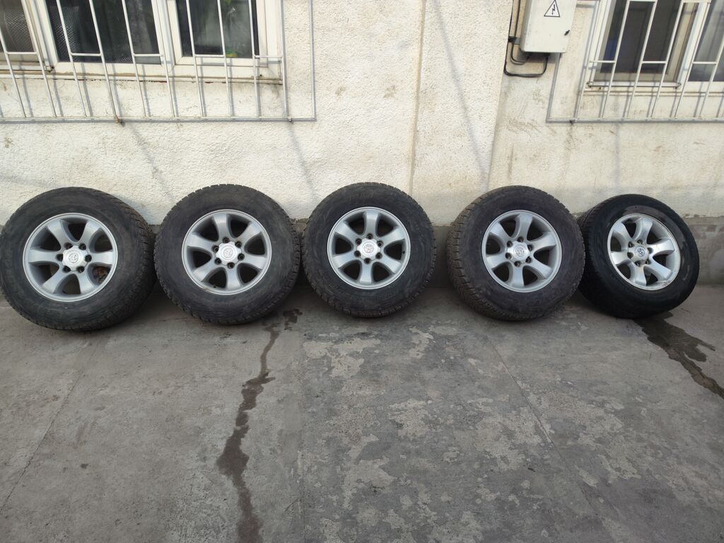 275/65R17 Комплект колес Toyota на оригинальных литых дисках. Состав: фото 1