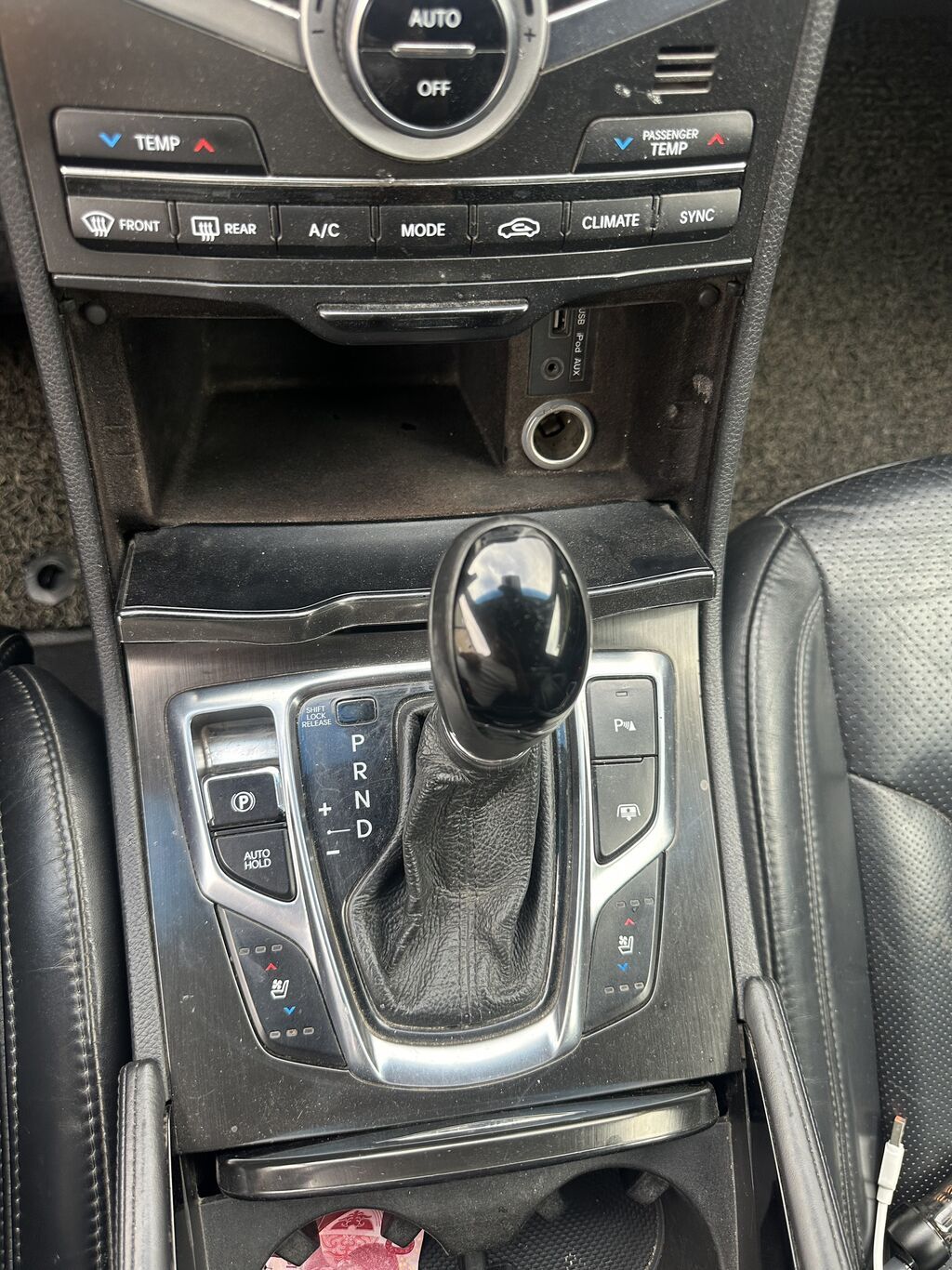 Hyundai Grandeur: 2015 г., 3 л, Автомат, Бензин, Седан: фото 7