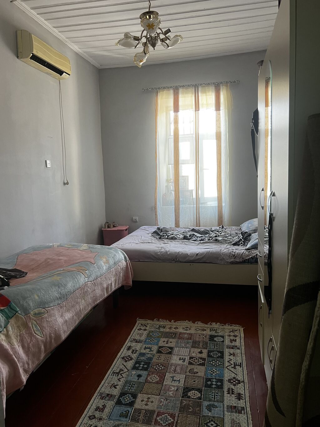 28 May 2 otaqlı, 38 kv. m, Orta təmir