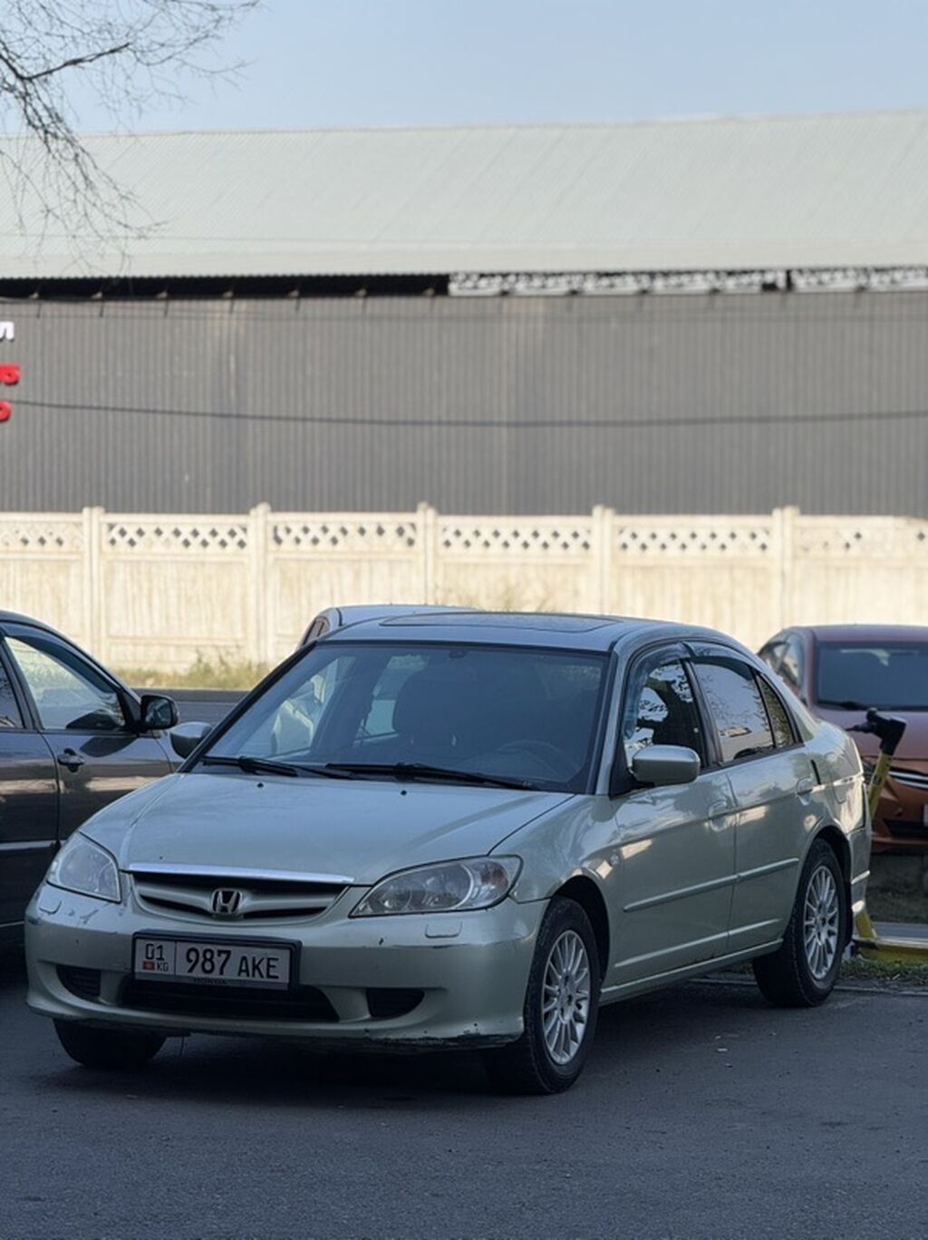 Honda Civic: 2003 г., 1.6 л, Автомат, Бензин, Седан: фото 1