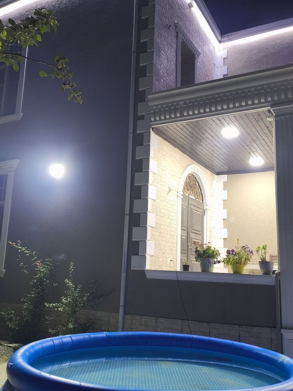 Saray, 269 kv. m, 5 otaqlı, Hovuzsuz, Telefon, Qaz, İşıq