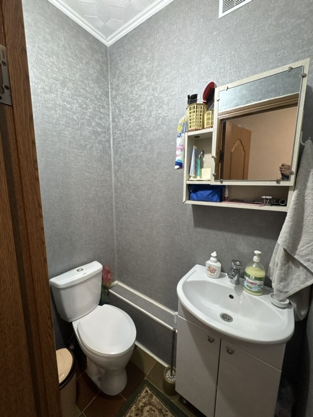 2 комнаты, 58 м², 12 мкр 106 серия, 9 этаж, Косметический ремонт: фото 7