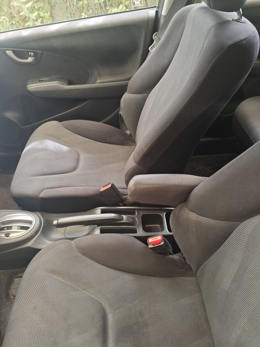 Mini Classic Mini: 2010 г., 1.5 л, Автомат, Бензин, Хэтчбэк: фото 5
