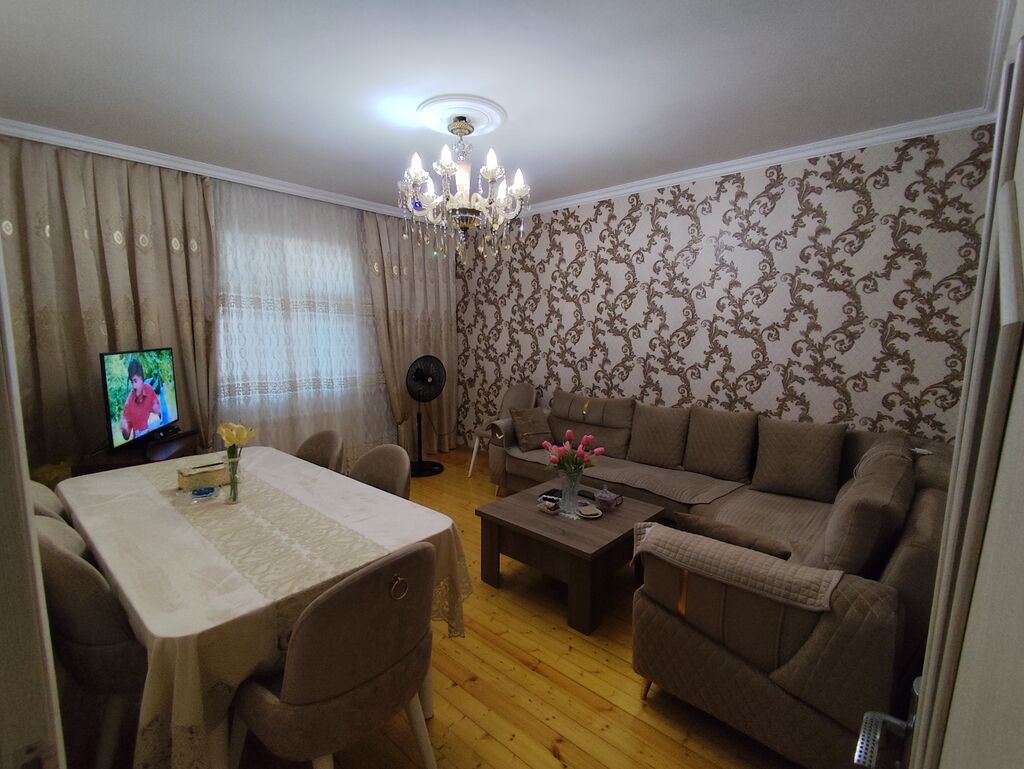 Sumqayit corat qesebesi deniz kenari asvaltin yani marwrut kuceden