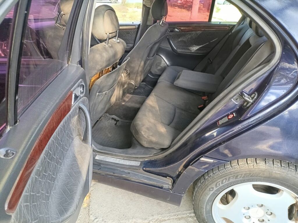 Mercedes-Benz C-Class: 2000 г., 3.2 л, Автомат, Газ, Седан: фото 5