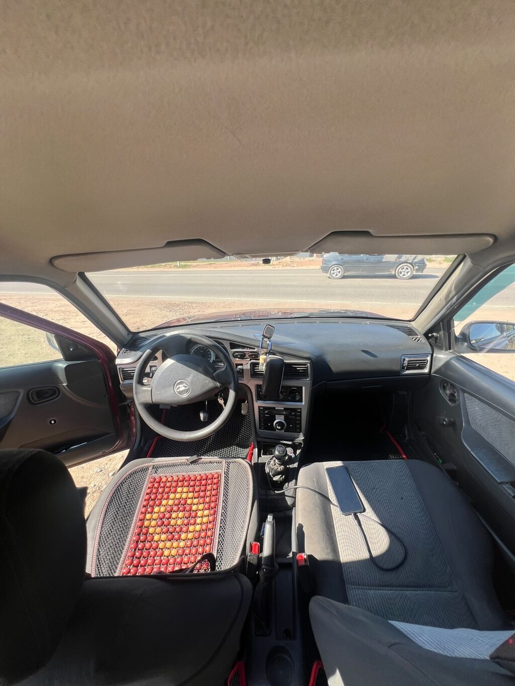 Daewoo Nexia: 2012 г., 1.5 л, Механика, Бензин, Седан: фото 5