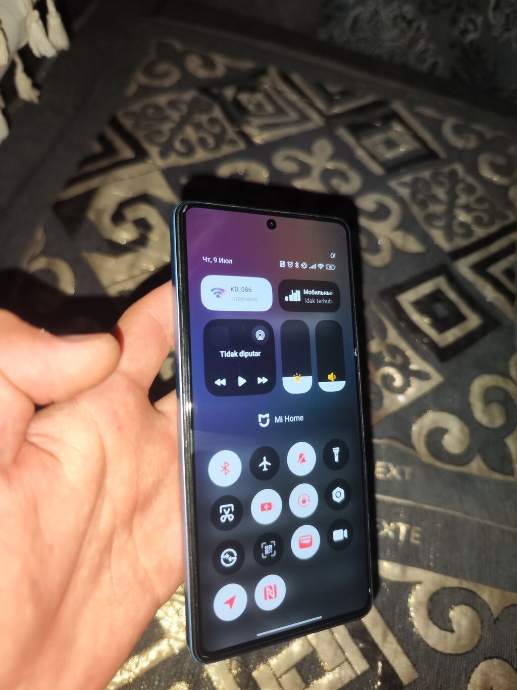 Poco X5 Pro 5G, Б/у, 256 ГБ, цвет - Голубой, 1 SIM, 2 SIM — фото 8