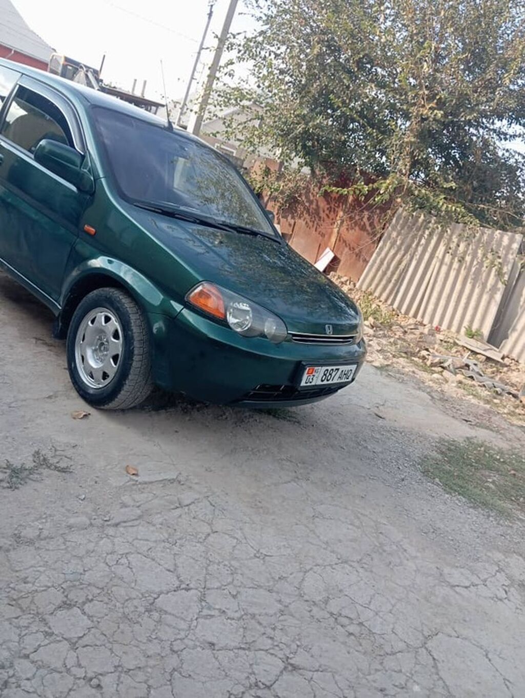Honda HR-V: 1999 г., 1.6 л, Автомат, Кроссовер: фото 4