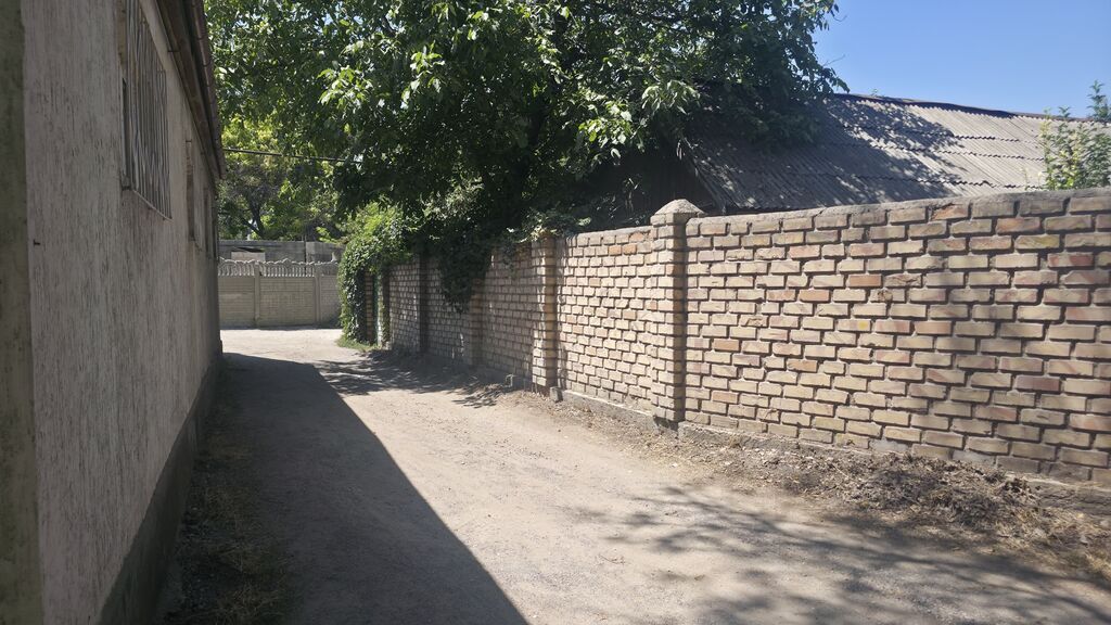 Продаётся дом. Аламединский рынок. Красная книга. 4 сот. Свет, Газ: фото 3